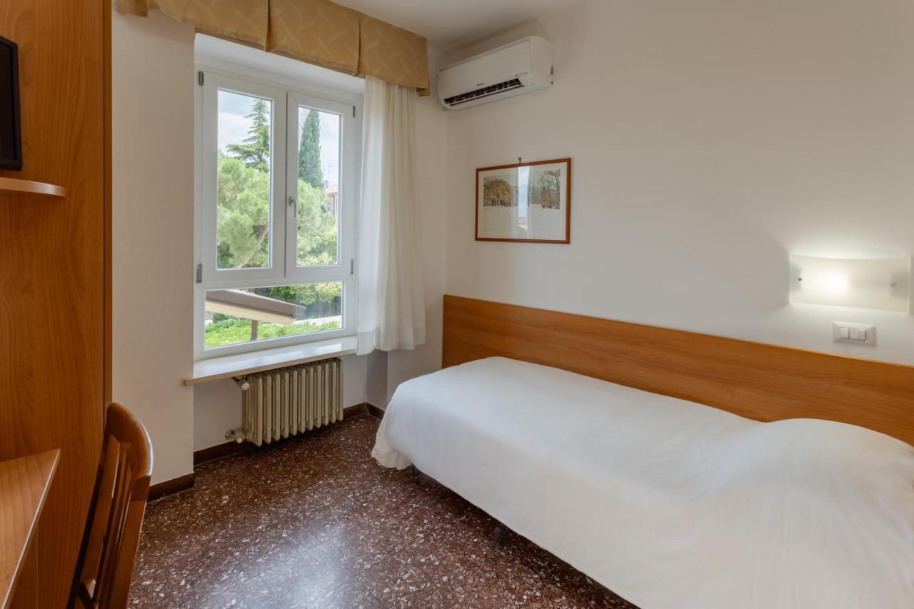 Hotel Roma Palmanova Dış mekan fotoğraf