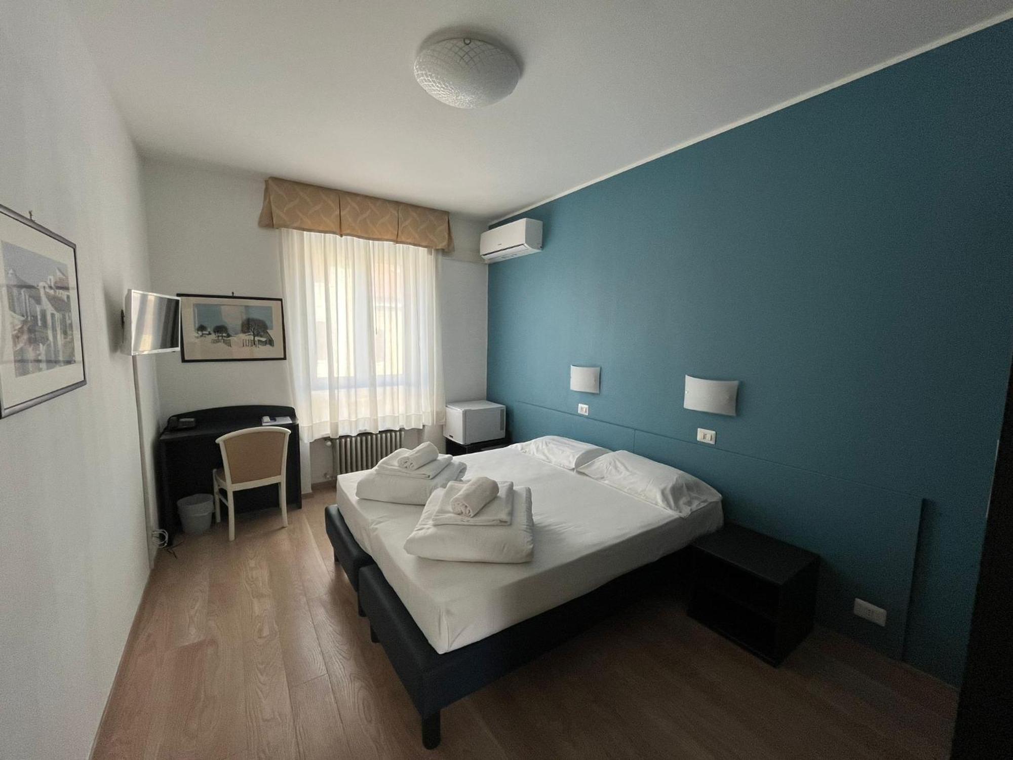 Hotel Roma Palmanova Dış mekan fotoğraf