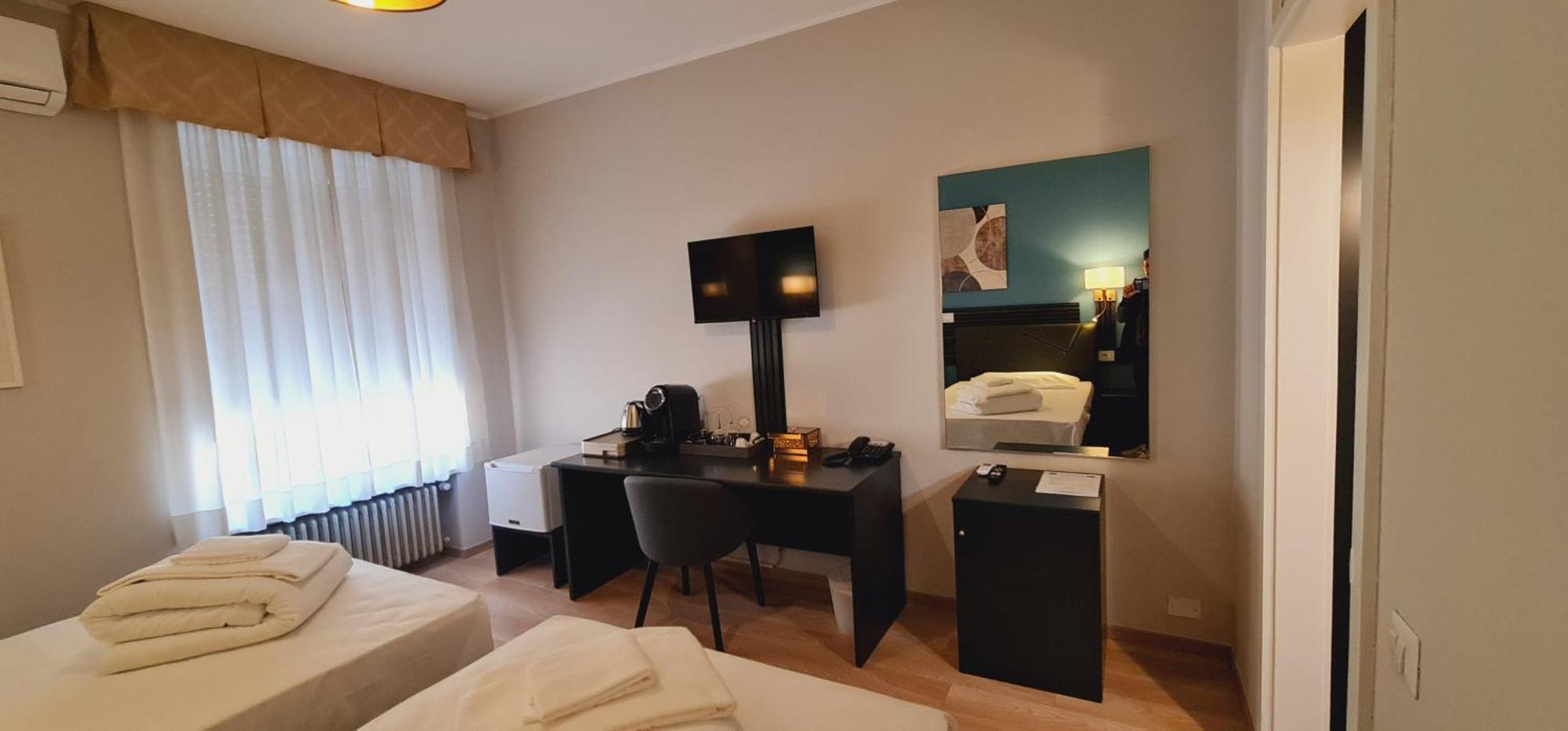 Hotel Roma Palmanova Dış mekan fotoğraf